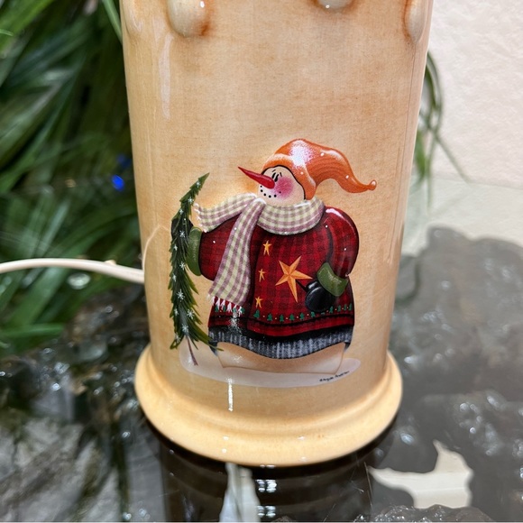 Angela Anderson Ceramic Plug In Faux Flame Candle Light - Christmas - Picture 10 of 10